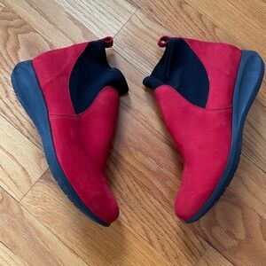 HIRICA Red Leather Suede Sporty Ankle Boots - Women’s 9.5 US/EU 40 NEW